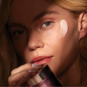 ✨MINT CONDITION W SEAL!✨ LUXURY BEST-SELLER!✨ 111SKIN Eclipse Recovery Cream